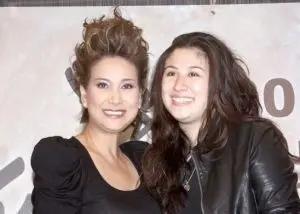 甄妮爆料老公出轨视频,视频曝光惊人内幕  第1张